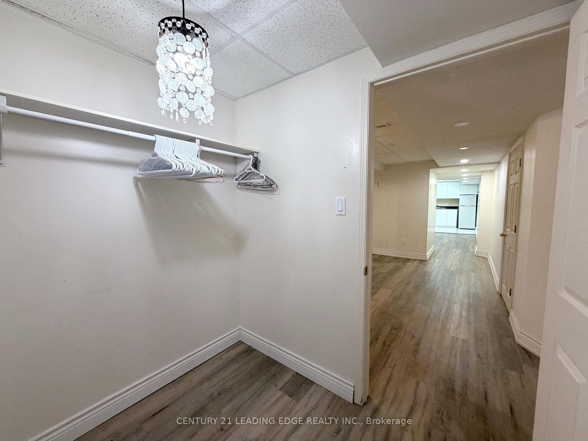 5 STOREBRIDGE Drive Unit BSMT photo 11