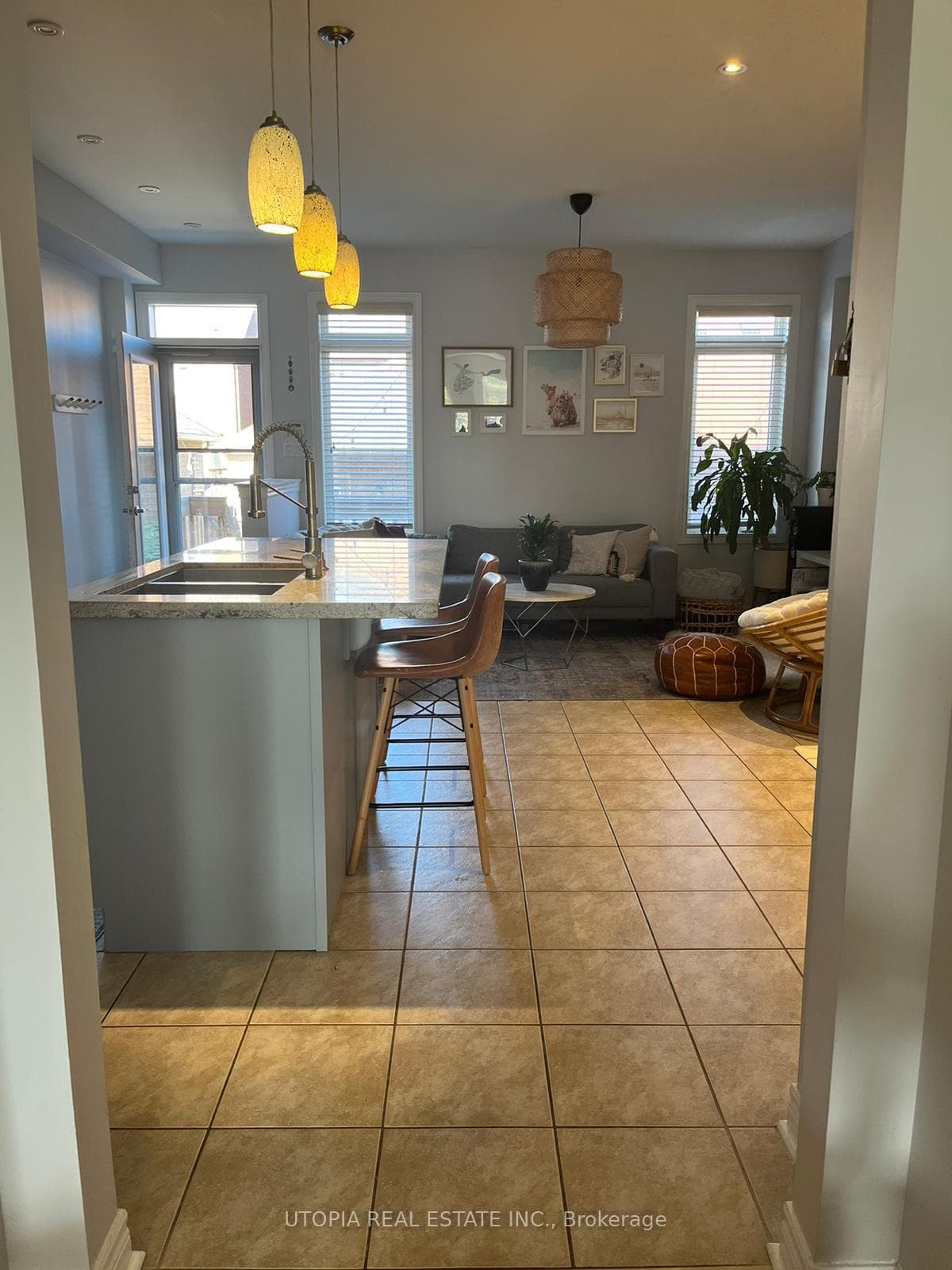 5405 Festival Drive photo 4