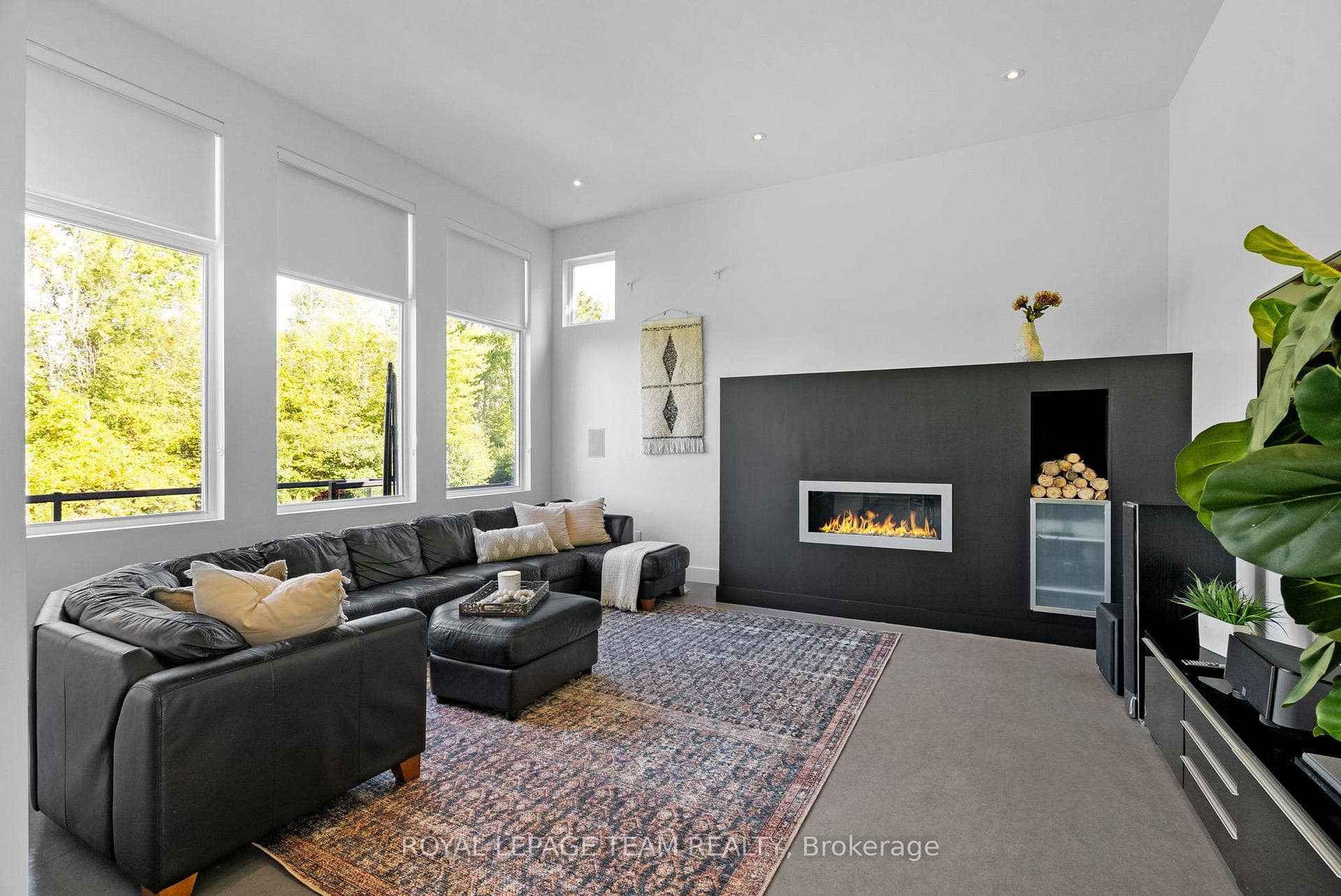 1700 Peter Robinson Road photo 14