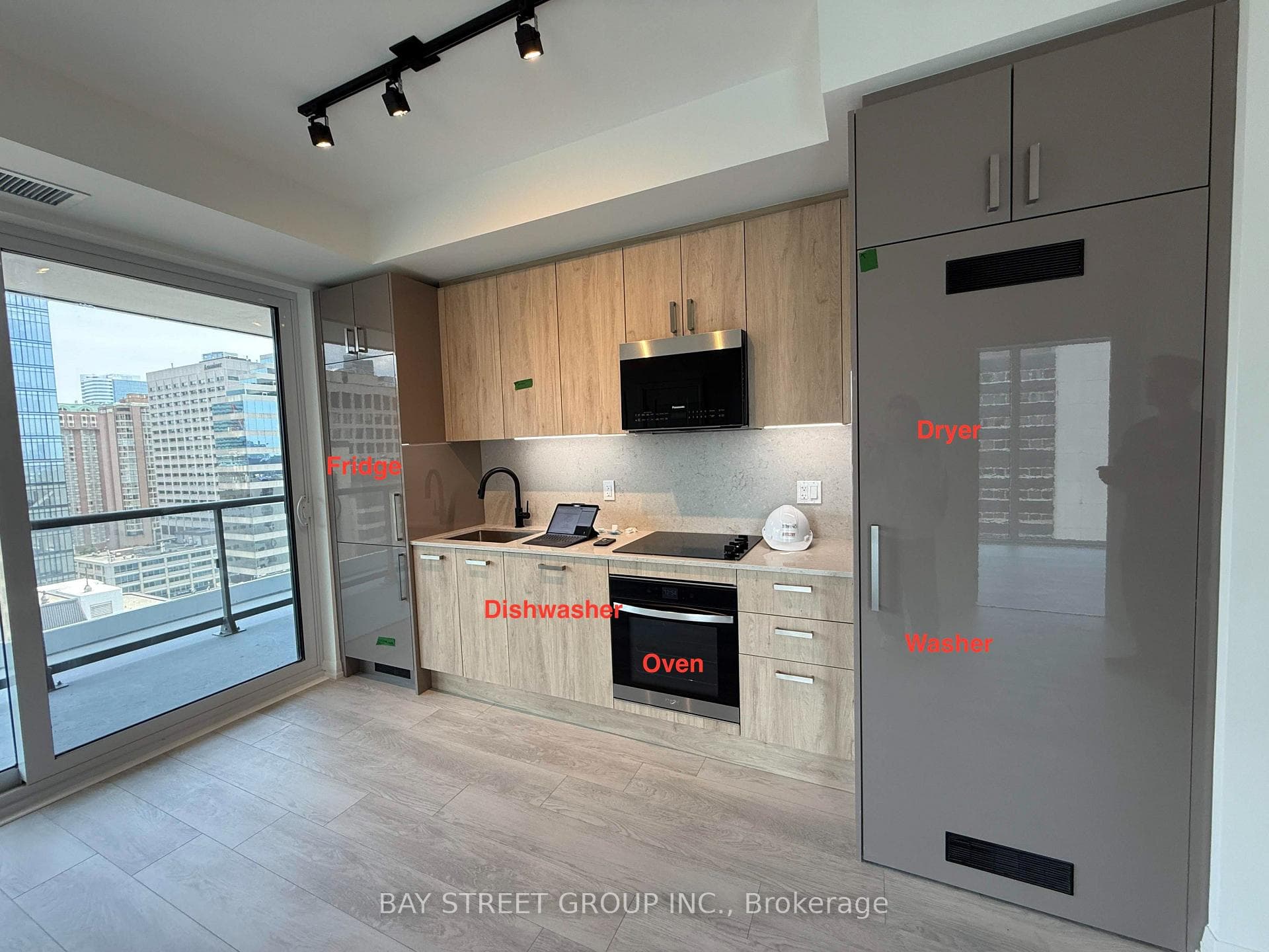 280 Dundas Street Unit 1503 photo 5