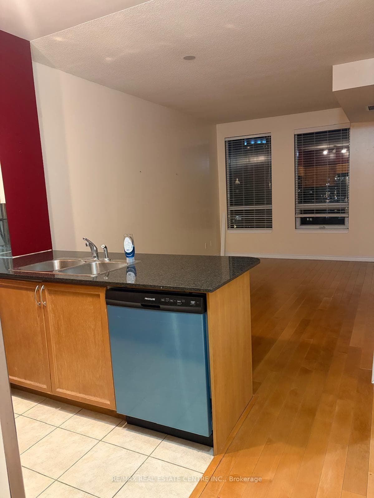 388 Prince of Wales Drive Unit 1411 photo 10