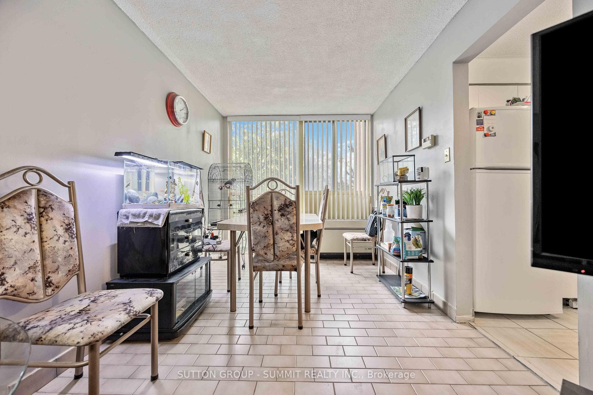 61 MARKBROOK Lane Unit 409 photo 12