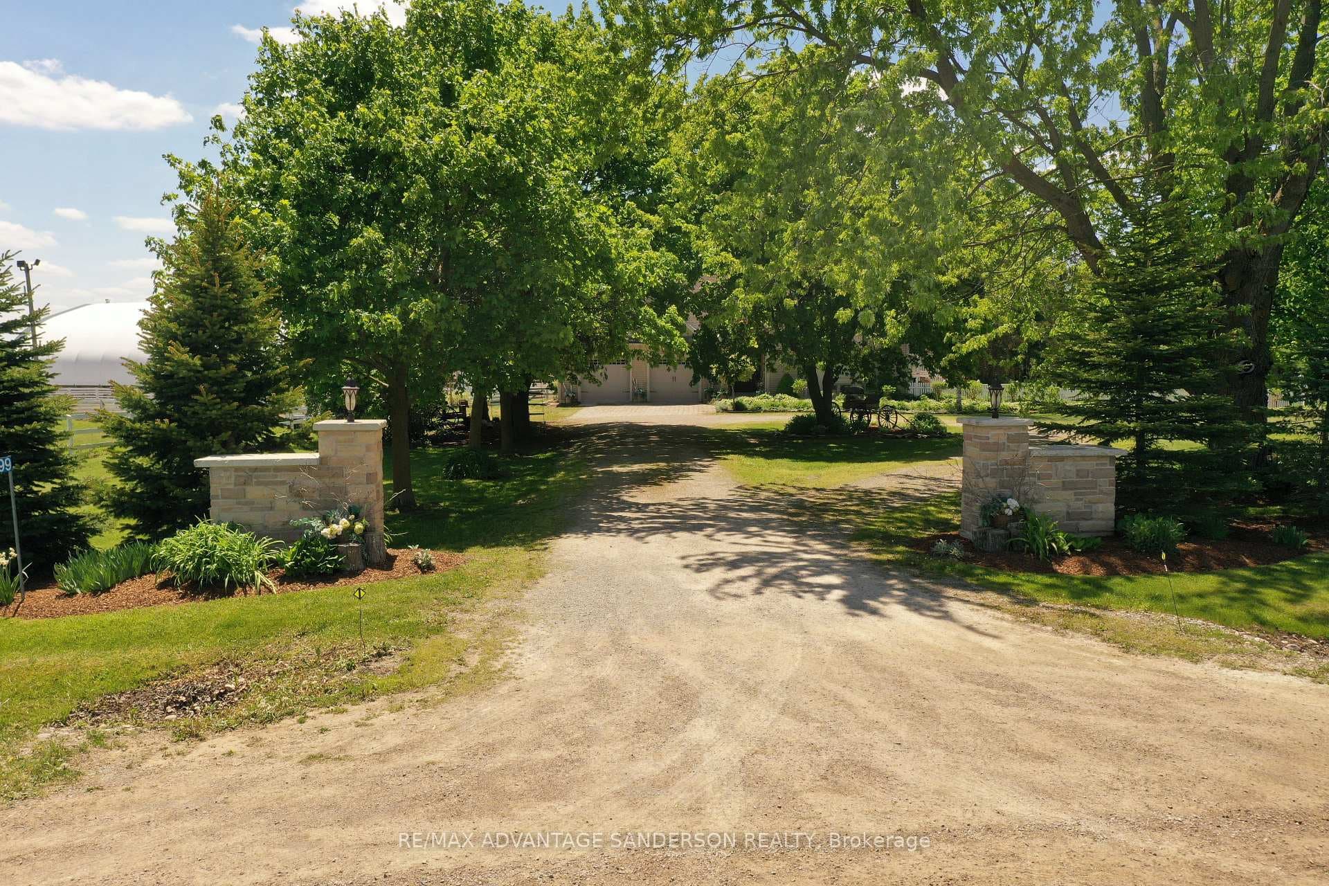 4099 McIntosh Drive photo 21