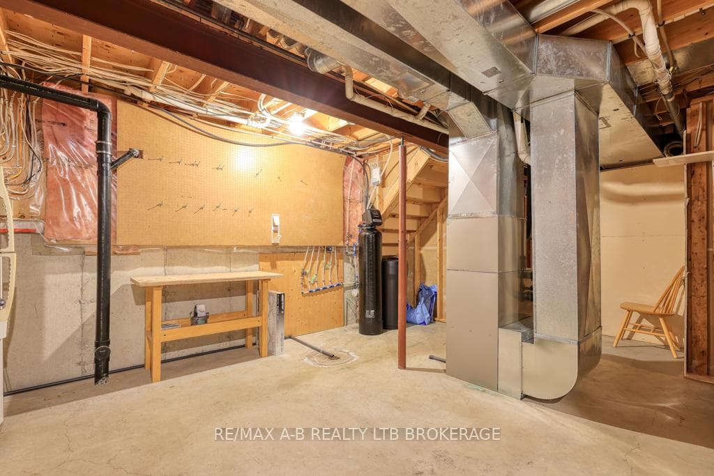 94 Mason Drive photo 39