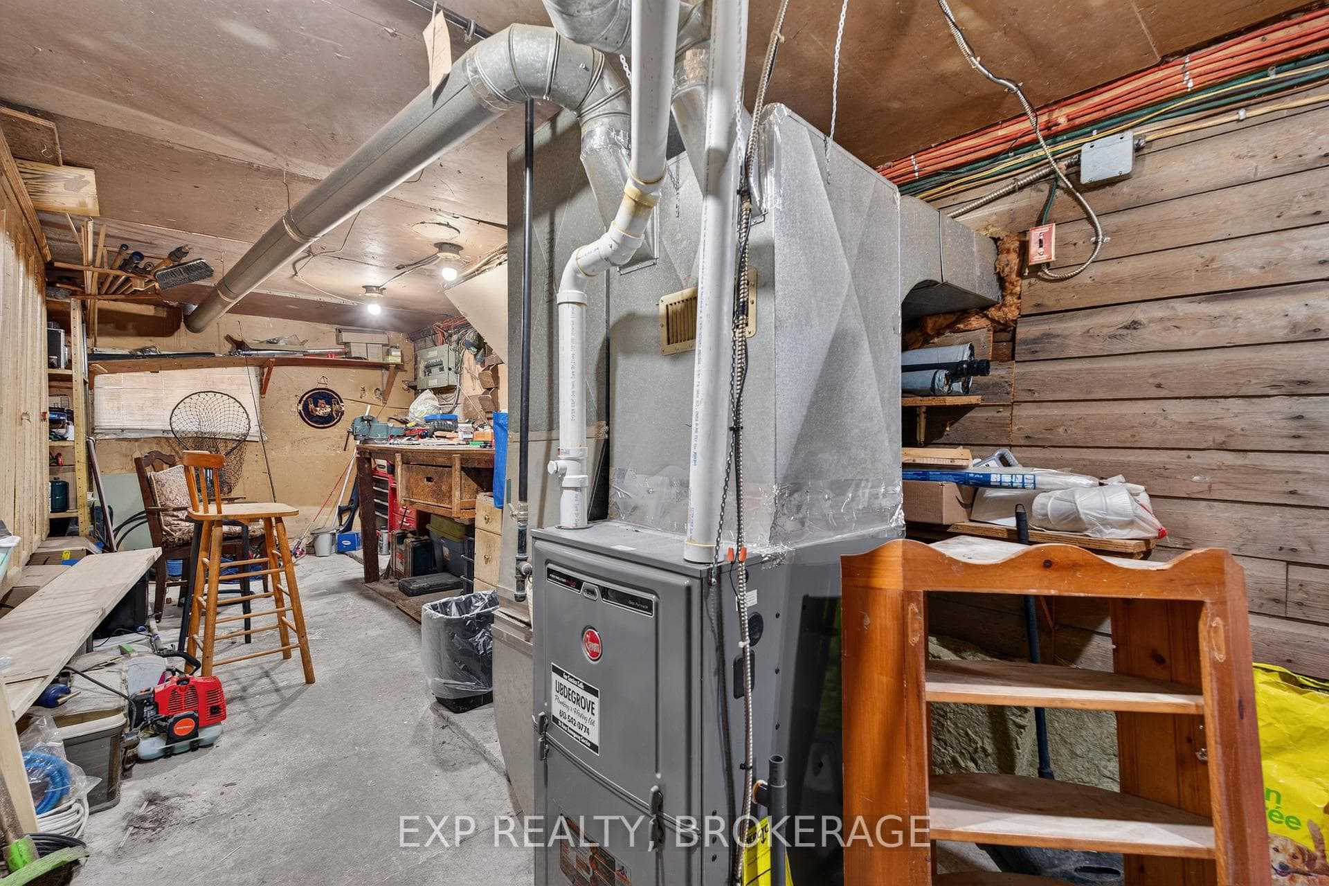 2295 SYDENHAM Road photo 20