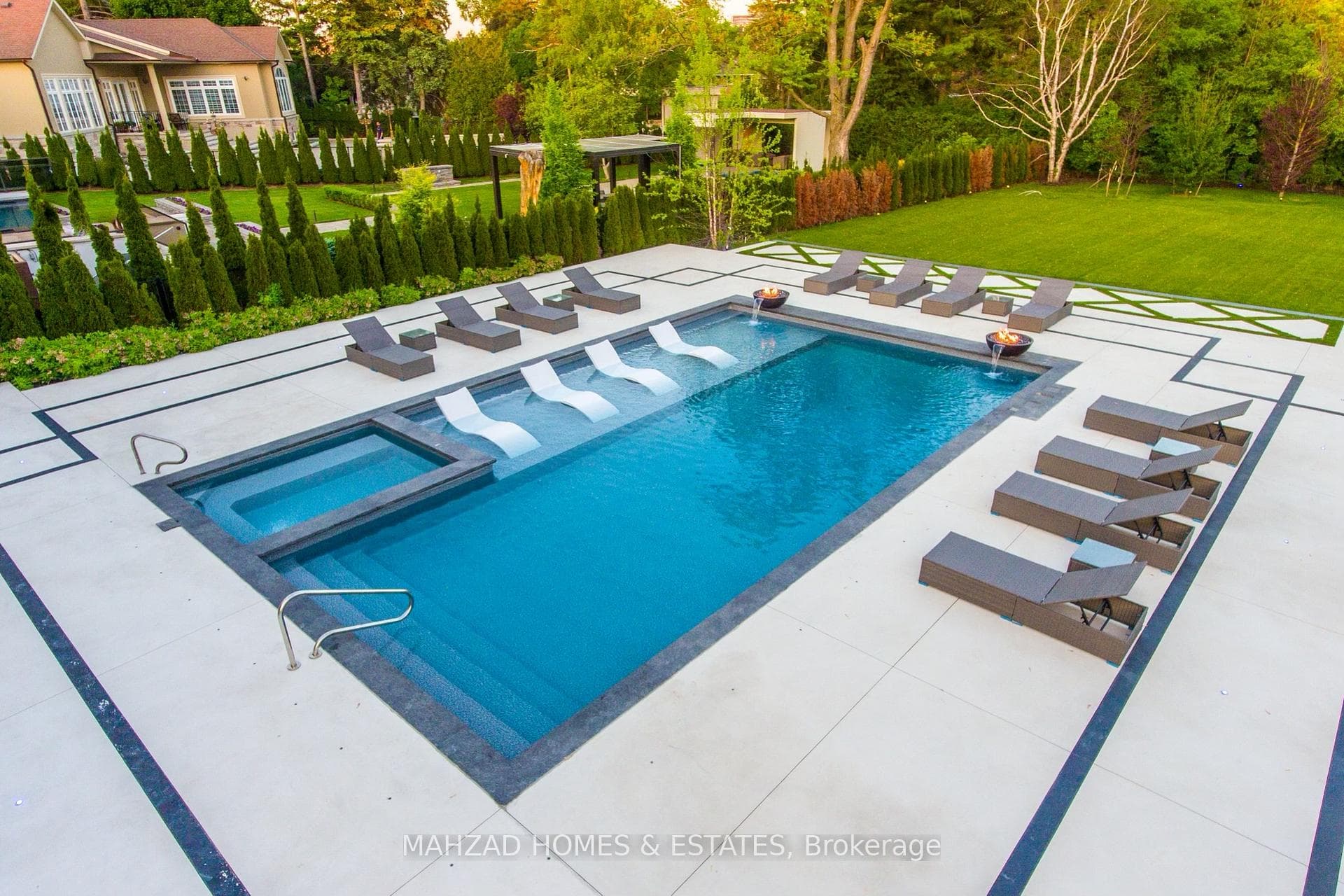 37 Maryvale Crescent photo 5