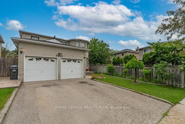 4622 Bismark Crescent photo 3