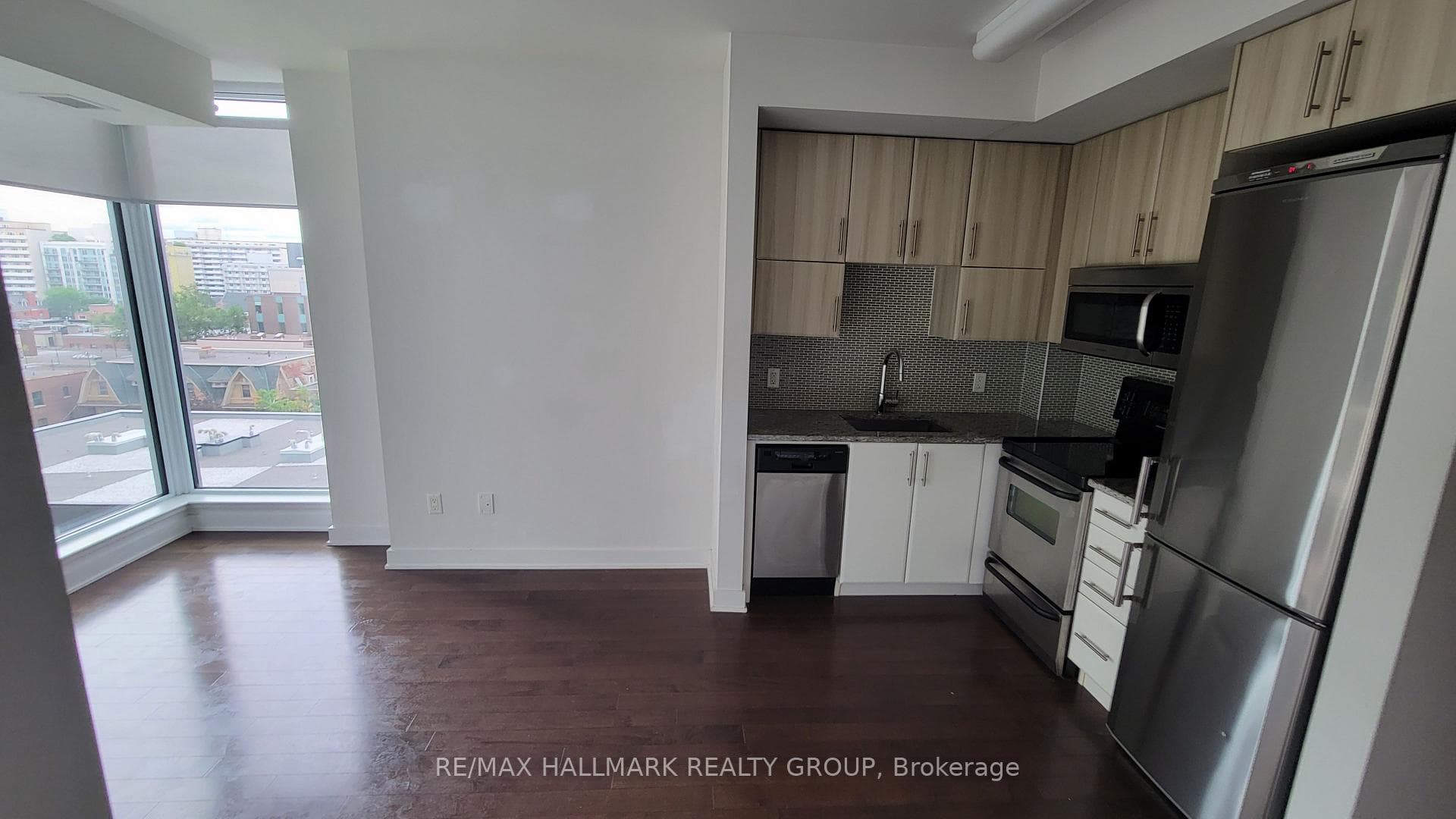 179 Metcalfe Street Unit 705 photo 6