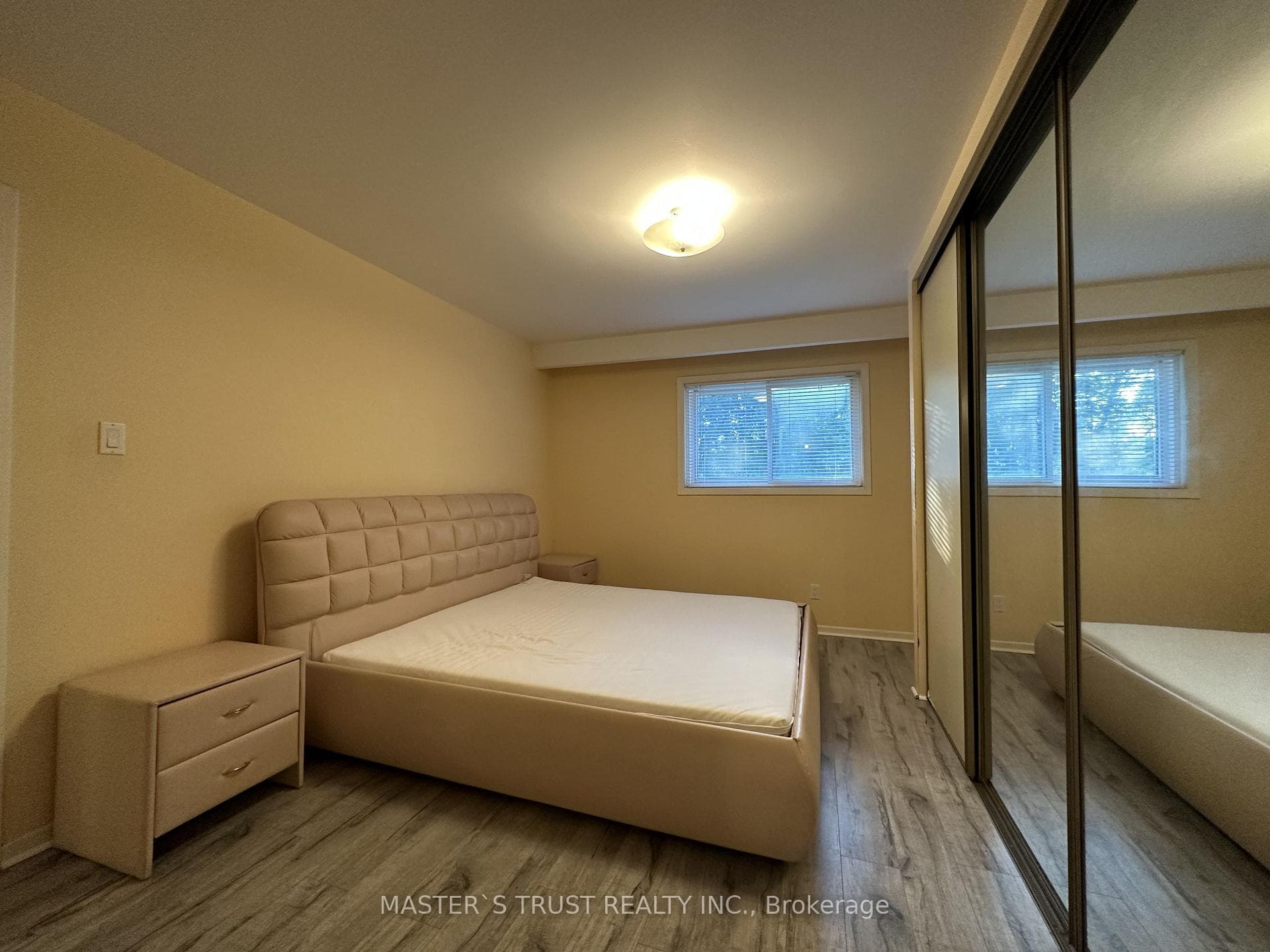 32 Castle Harbour Lane photo 6
