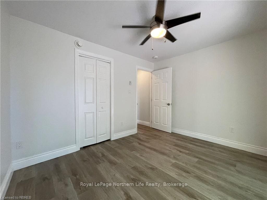 436 JOHN Street photo 16
