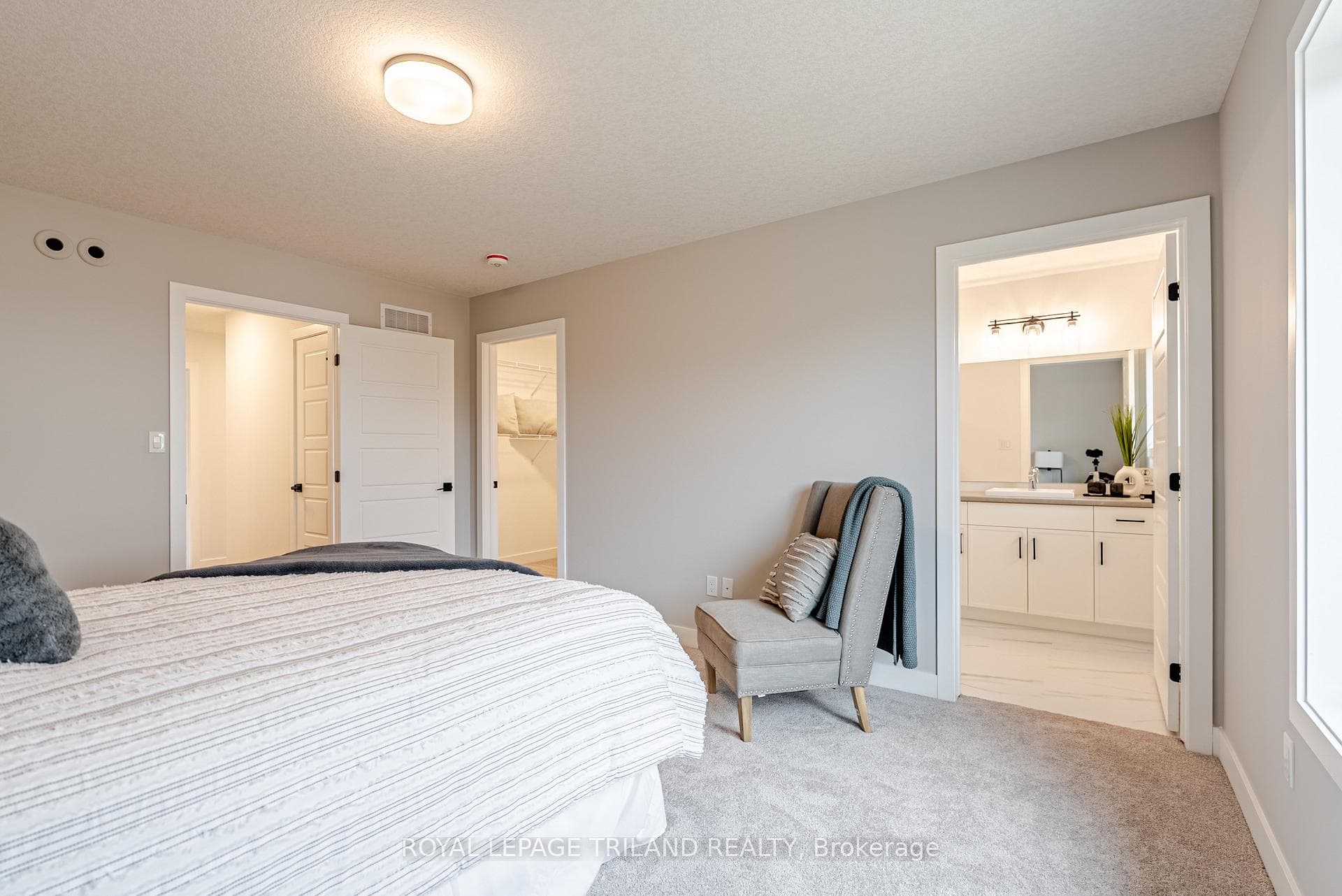 134 Styles Drive photo 41