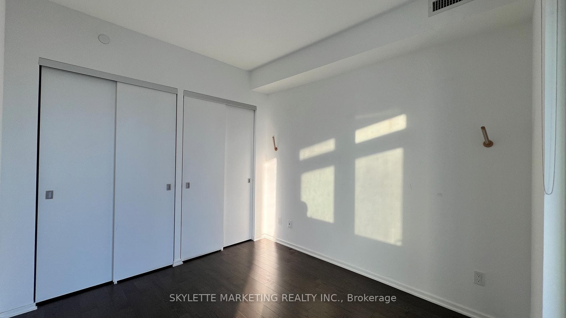 16 Bonnycastle Street Unit 1401 photo 30