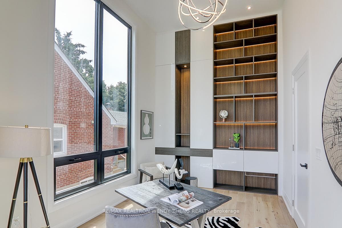55 Moore Park Avenue photo 4