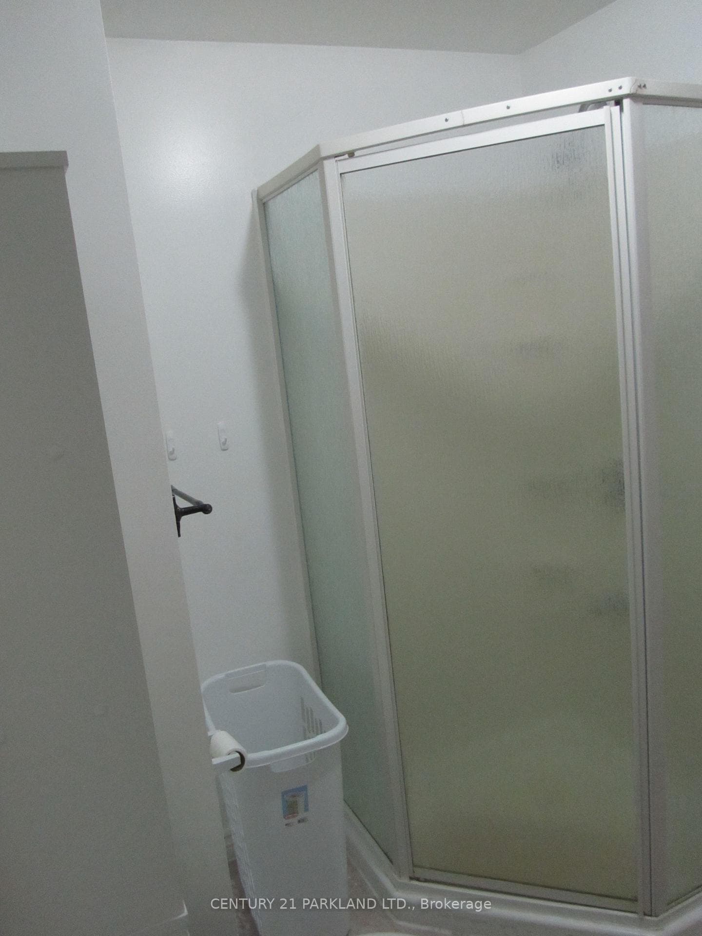 45 Linderwood Drive Unit BSMT APT. photo 15