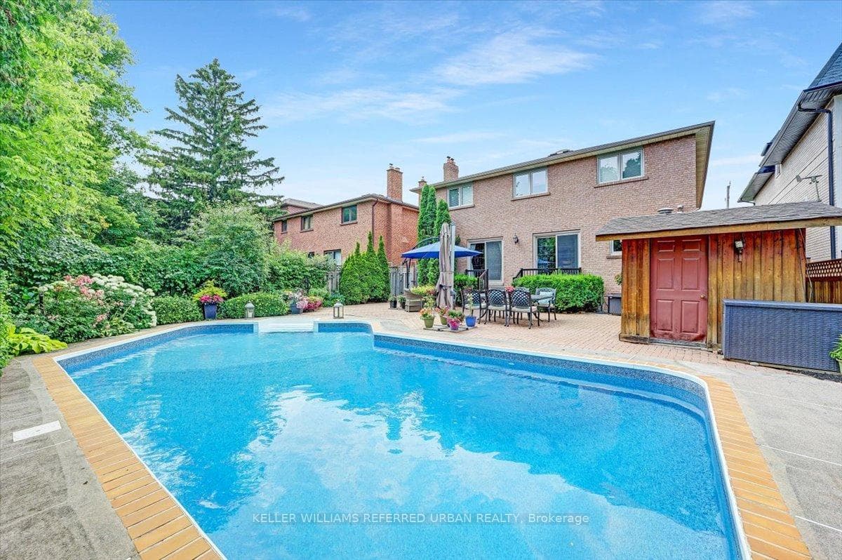 209 Ellerslie Avenue photo 13