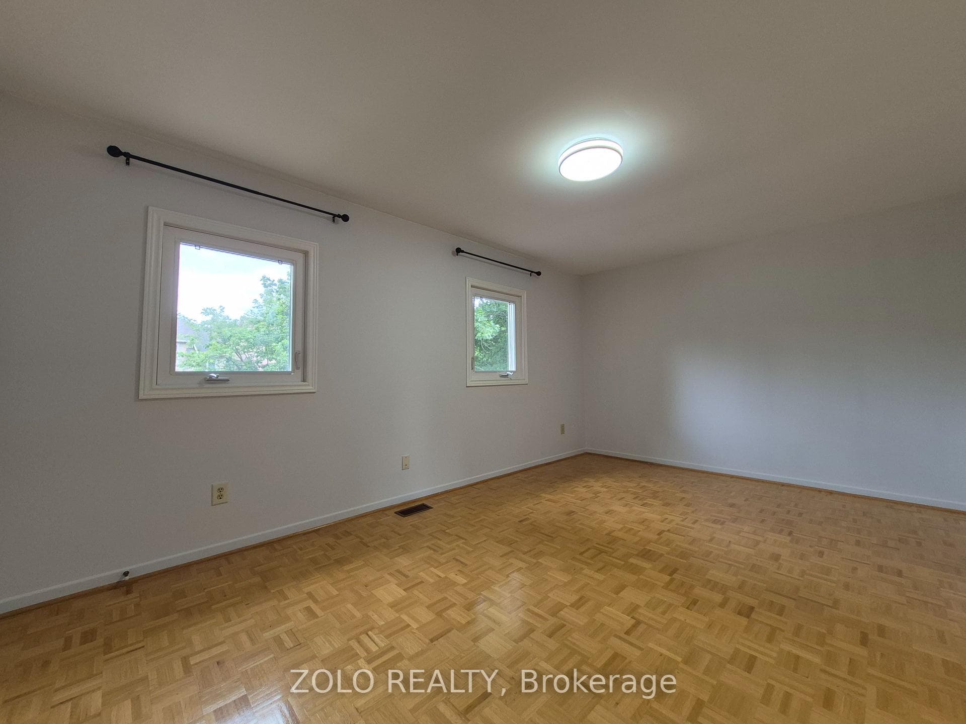 77 Colleen Street photo 18