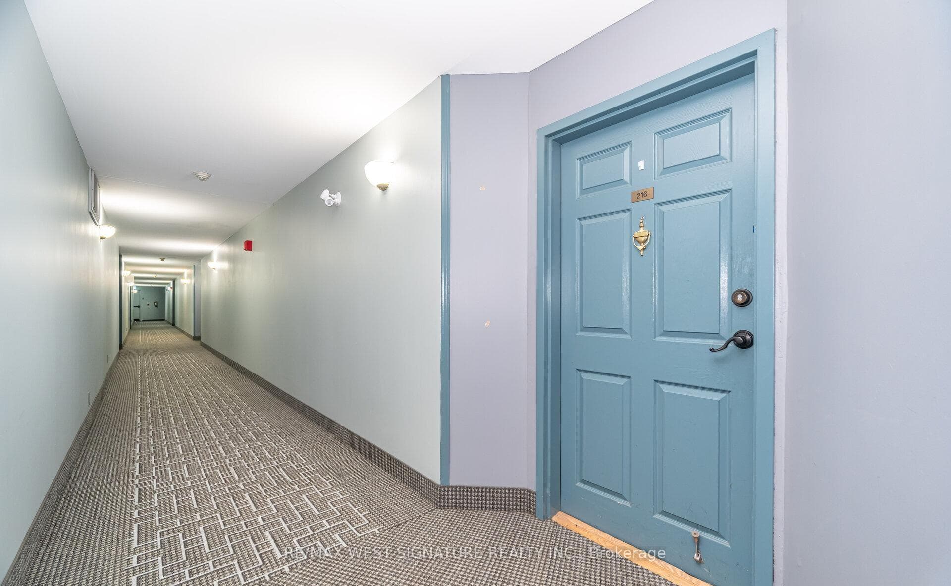 75 Treelawn Boulevard Unit 216 photo 5