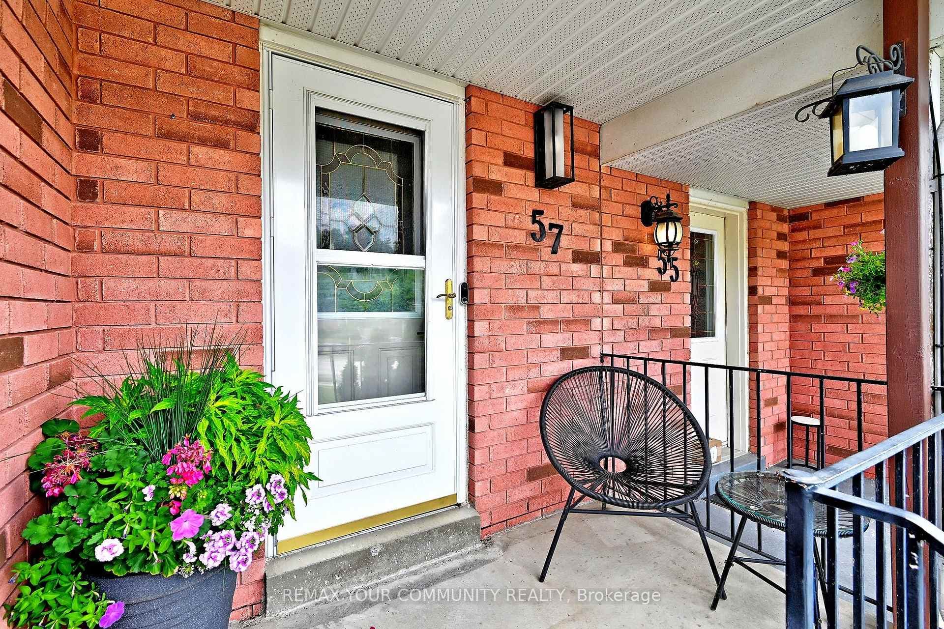 57 Hattie Court photo 1