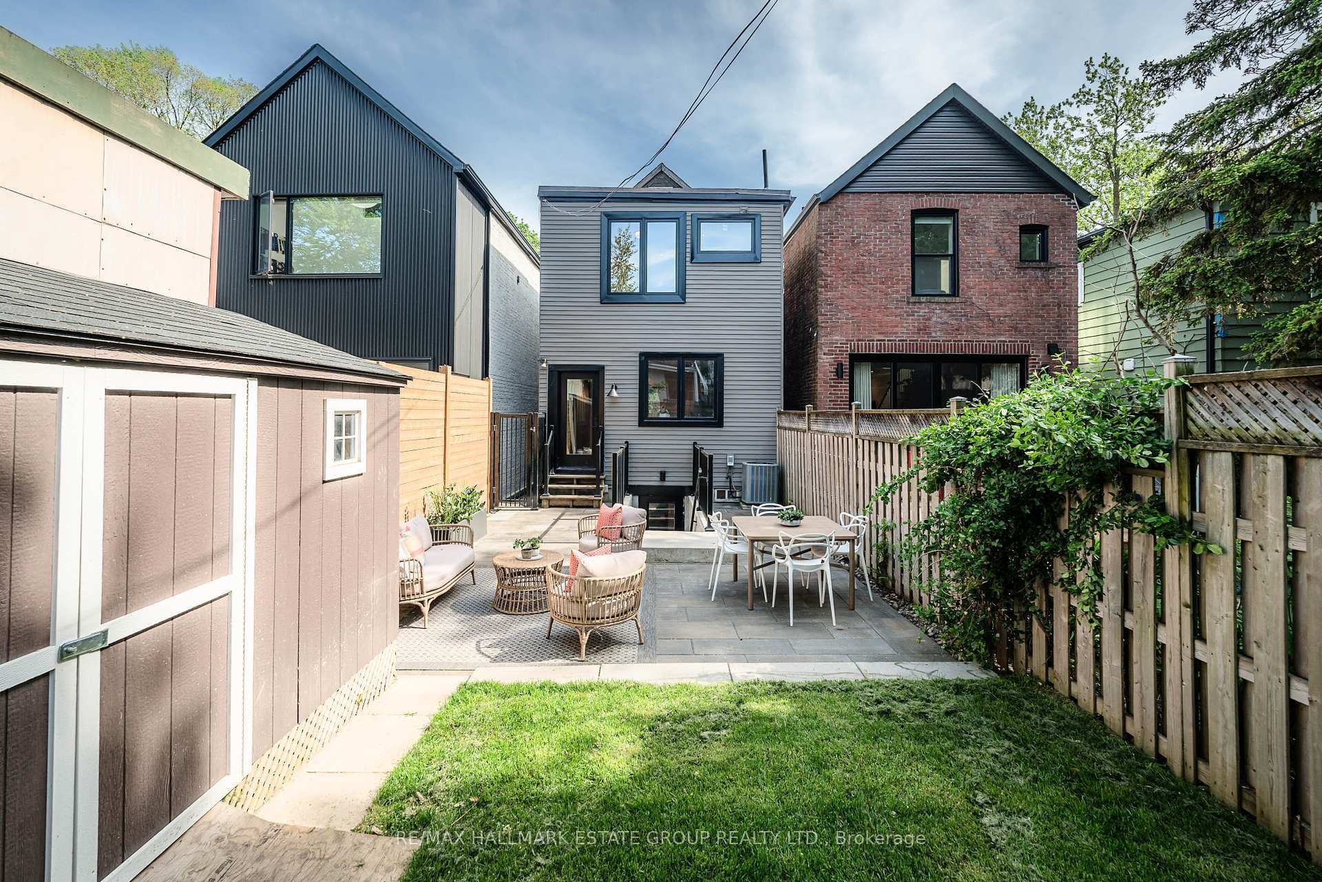 54 Sproat Avenue photo 50