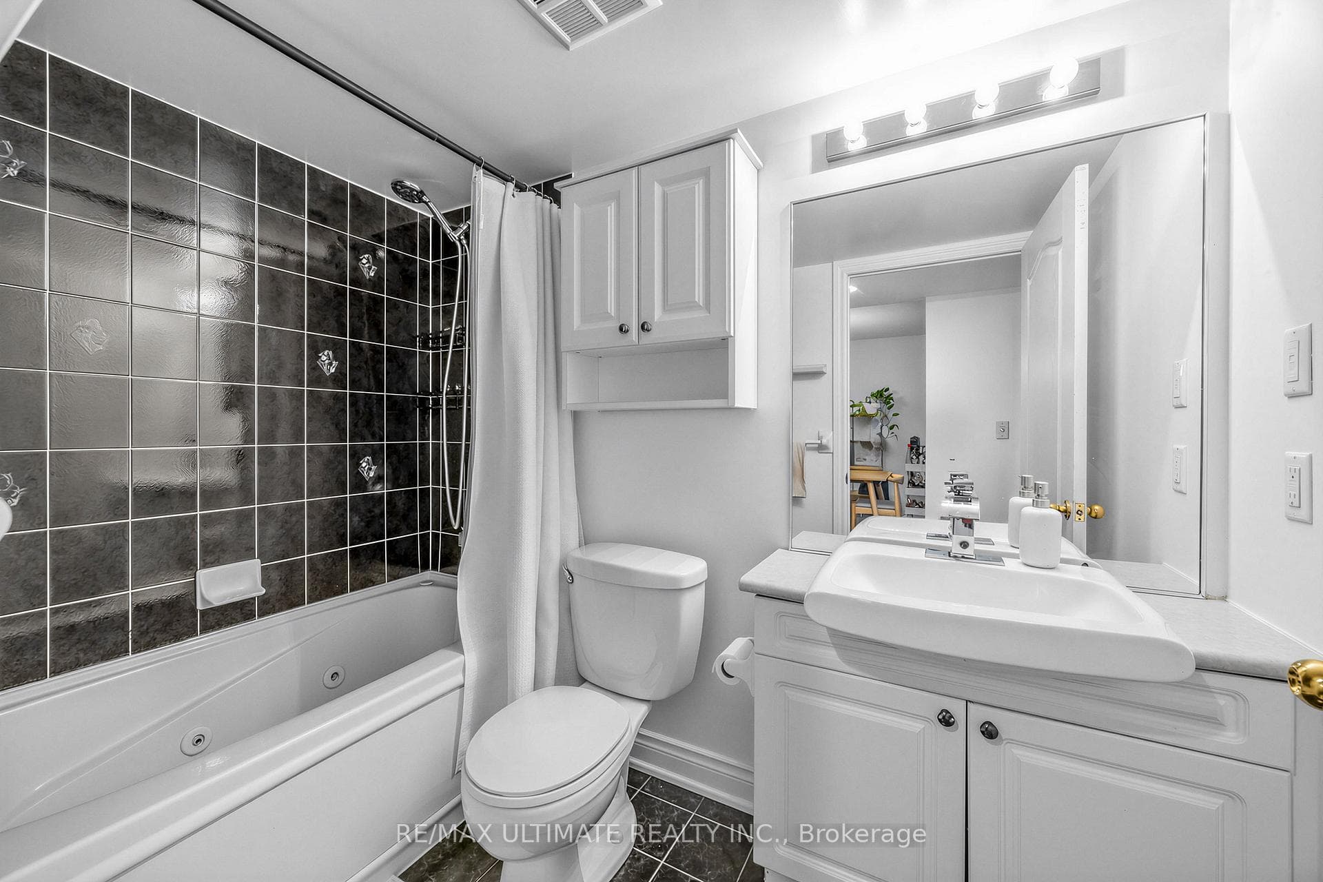 30 Hayden Street Unit 1002 photo 13