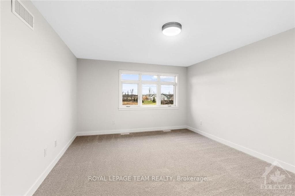 131 CASSIDY Crescent photo 19