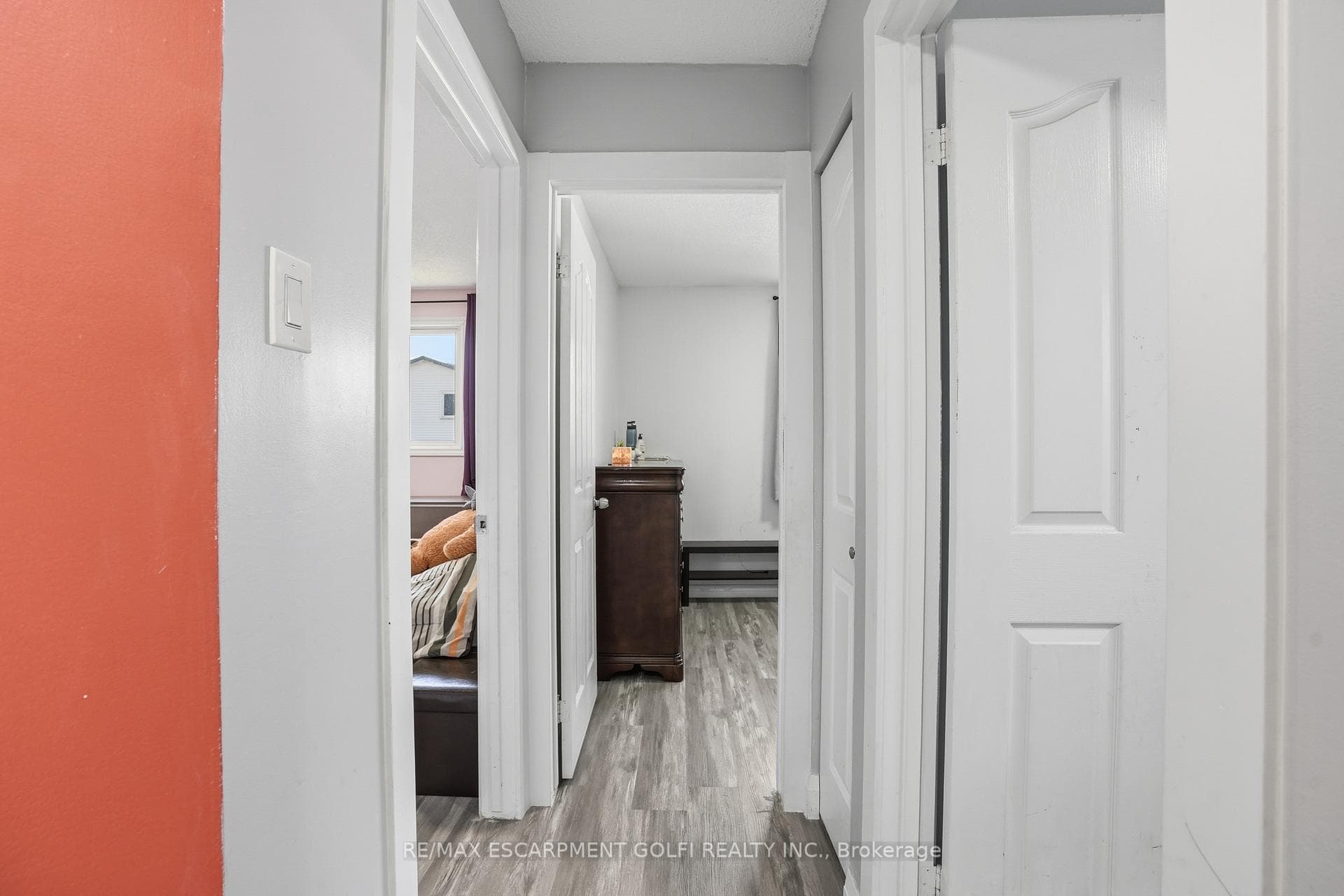 391 East 24th Street photo 17
