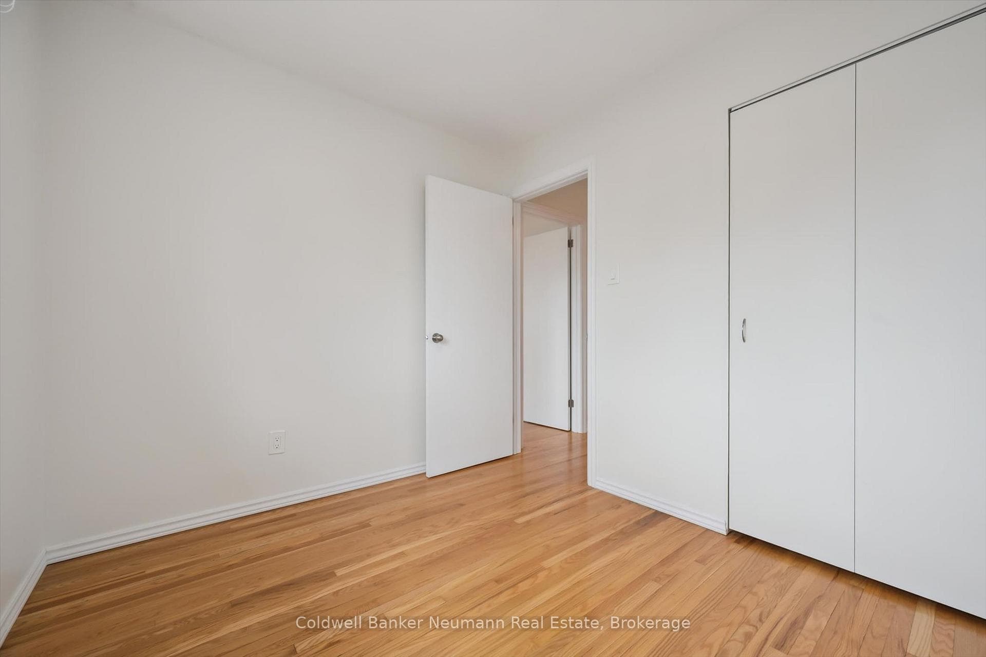 427 Victoria Road Unit C-22 photo 28