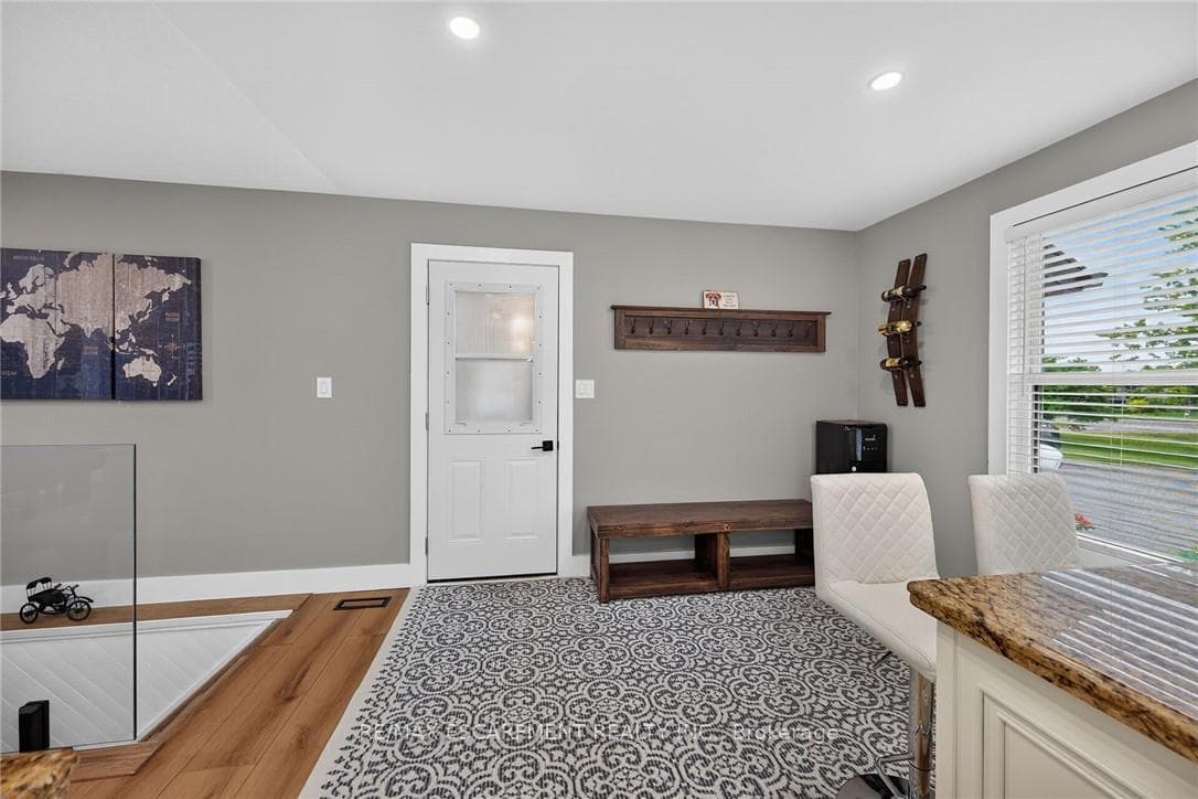 2885 Haldimand 9 Road photo 18