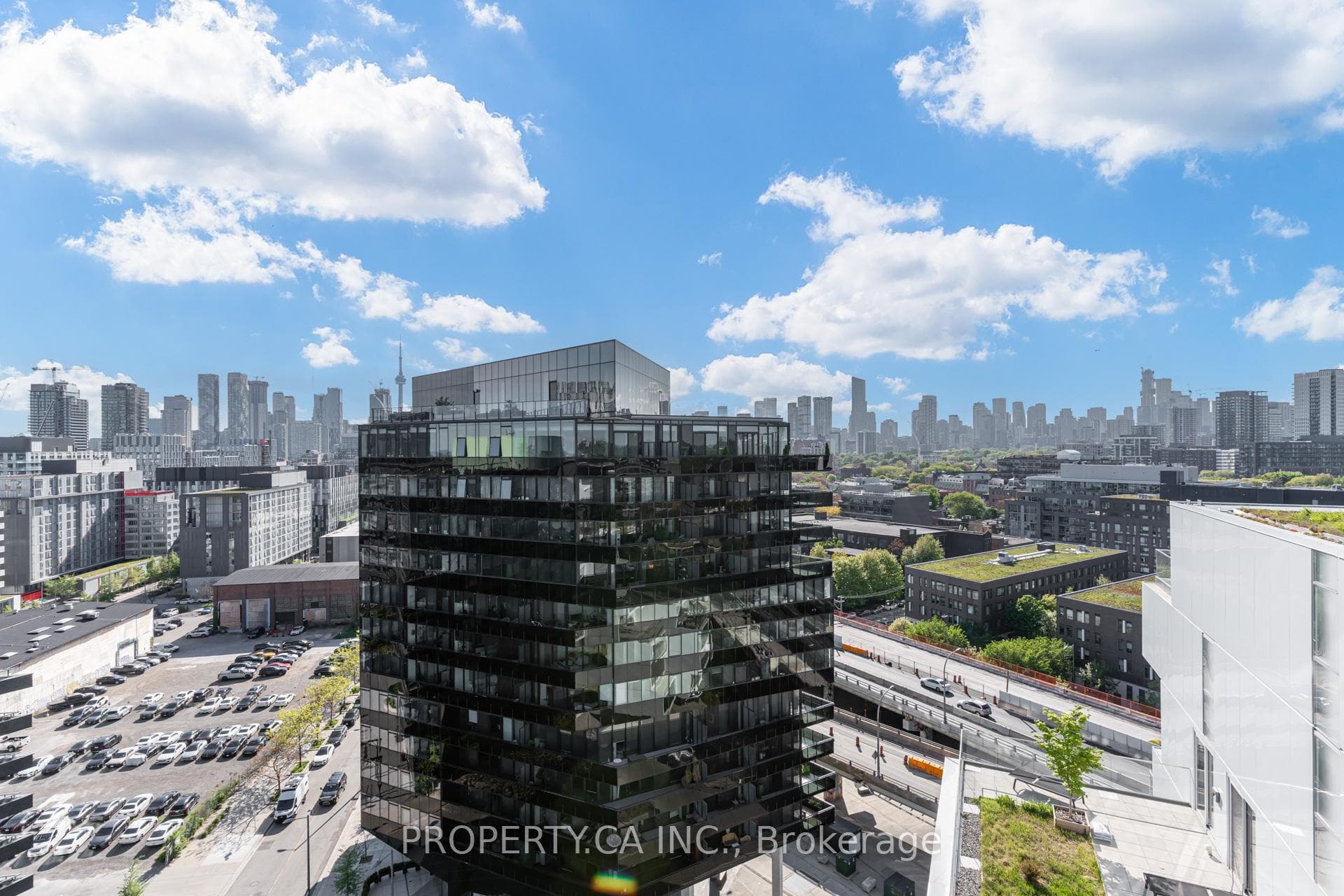 170 Bayview Avenue Unit 1302 photo 4