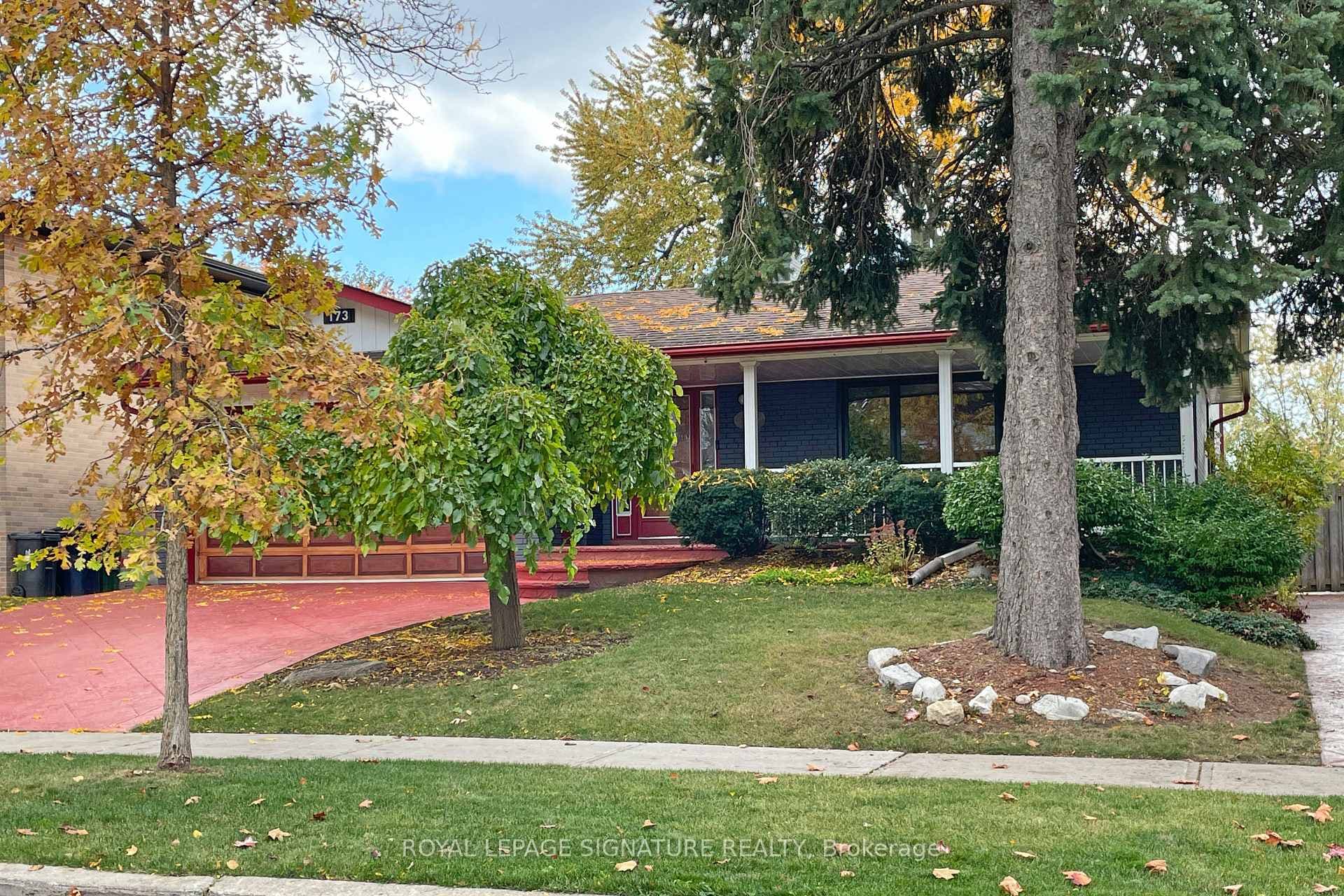 173 Cassandra Boulevard photo 2