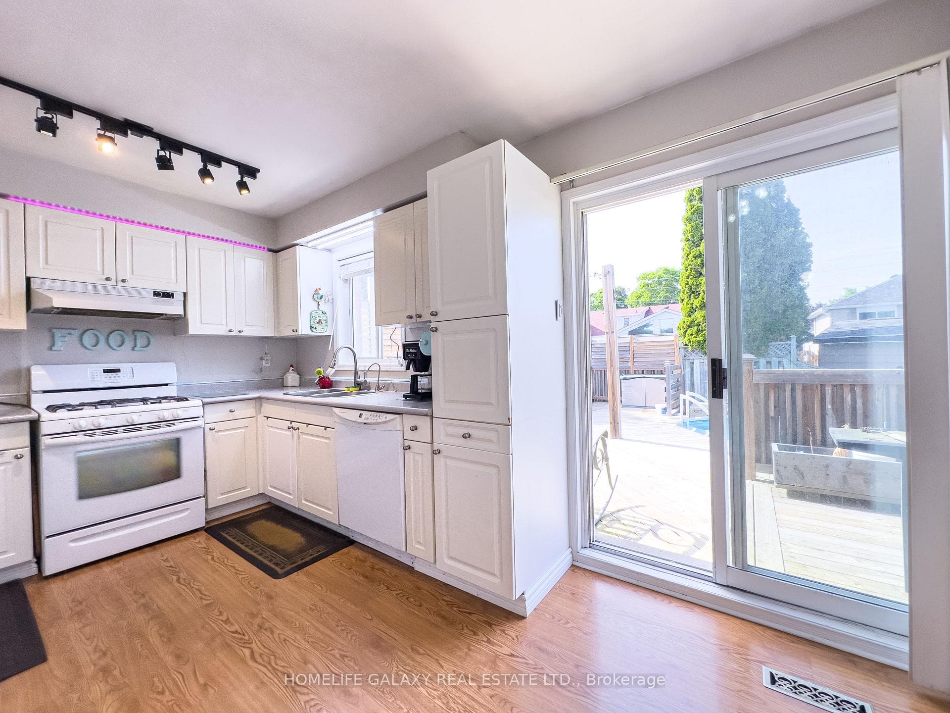 135 Trudeau Drive photo 14