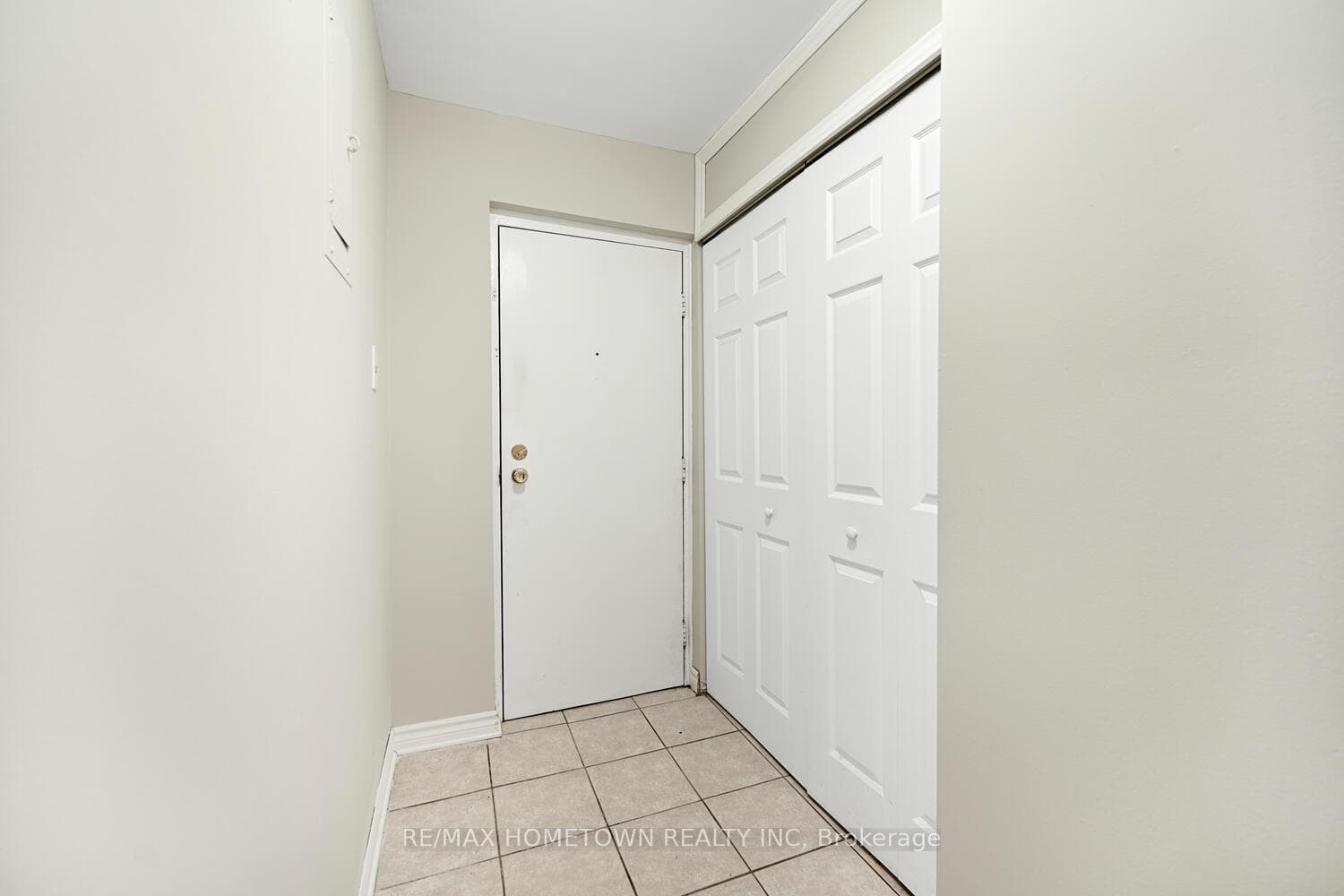 815 Kyle Court Unit 310 photo 11