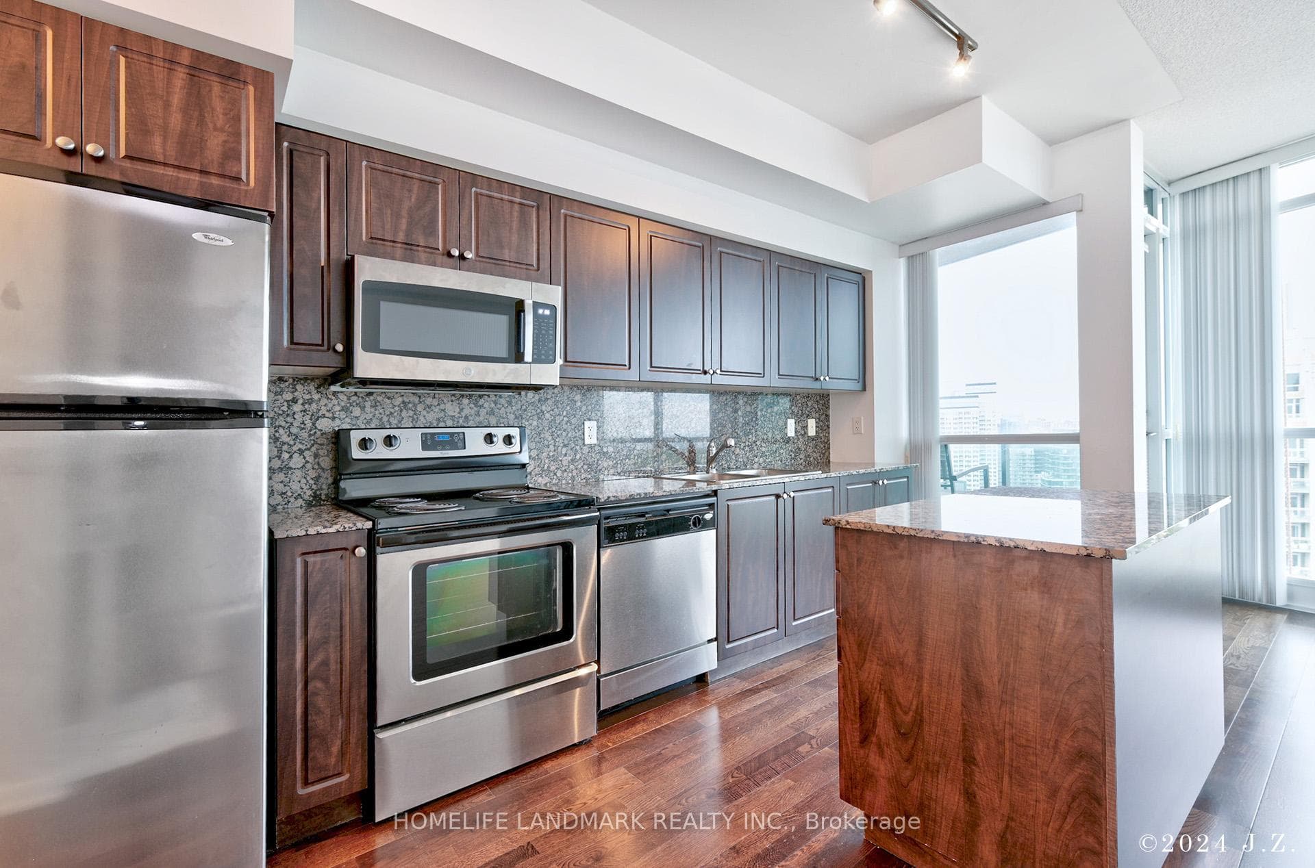215 Fort York Boulevard Unit 3603 photo 8
