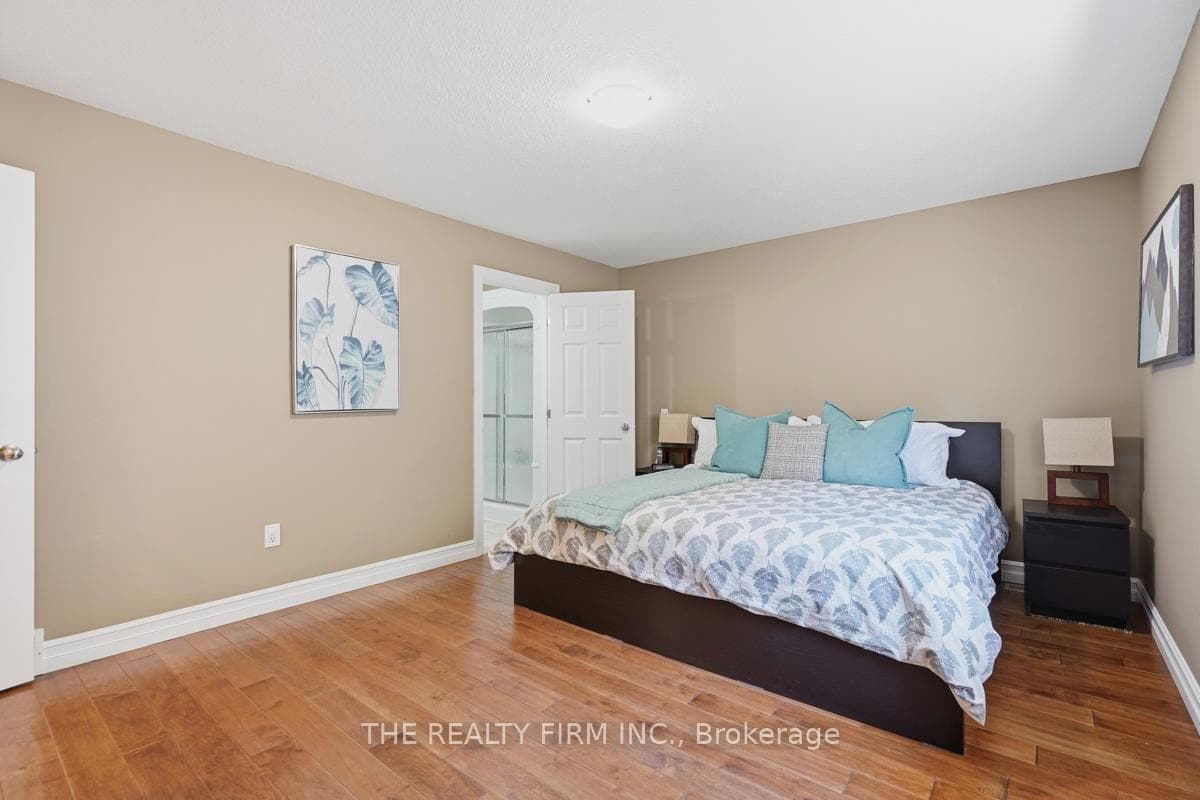 813 Leacock Way photo 19