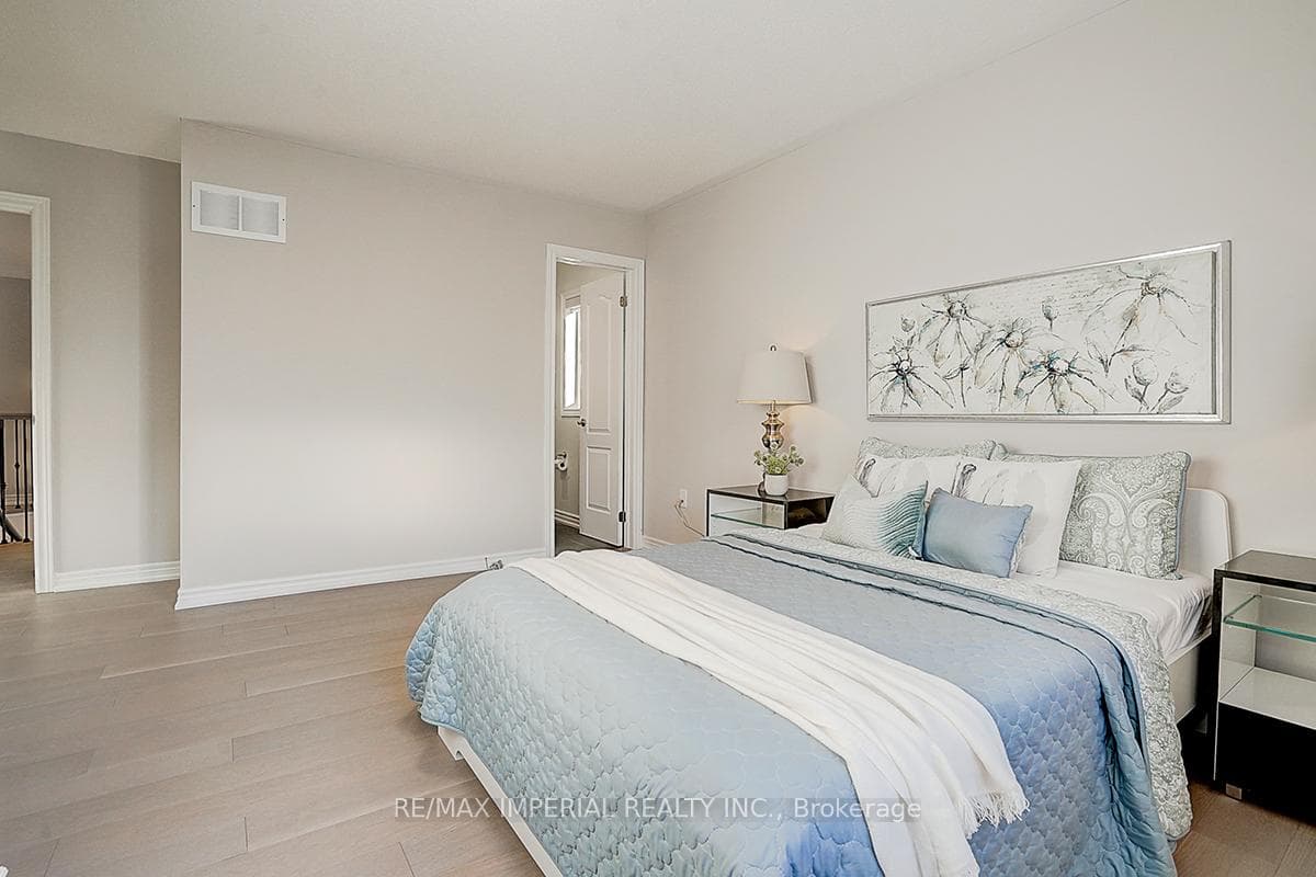 10 Palisade Crescent photo 26