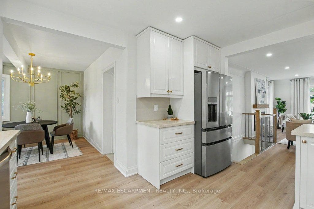 72 Mountain Park Avenue photo 14