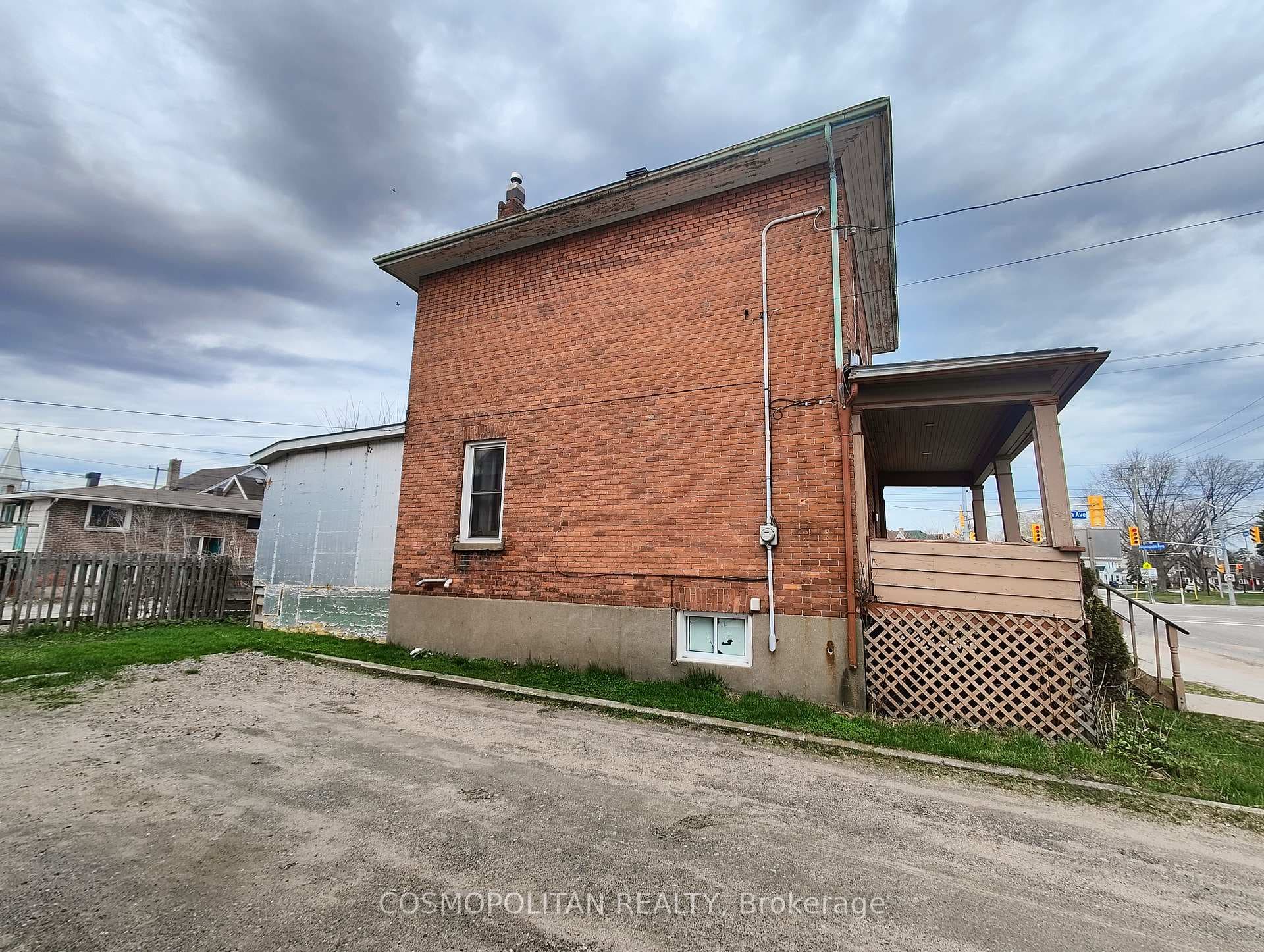 523 Front Street photo 4