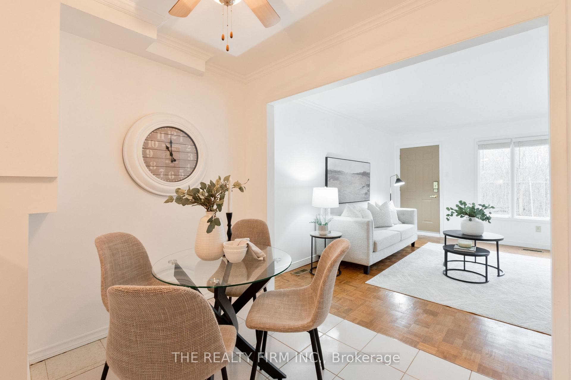 221 Millbank Drive photo 8