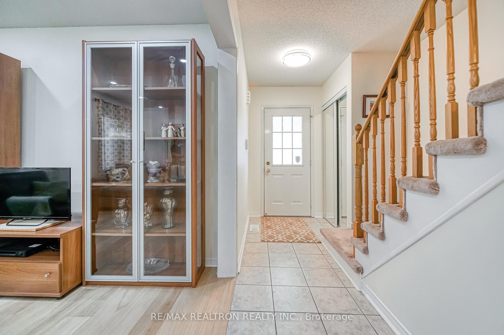 107 Highhill Drive photo 6