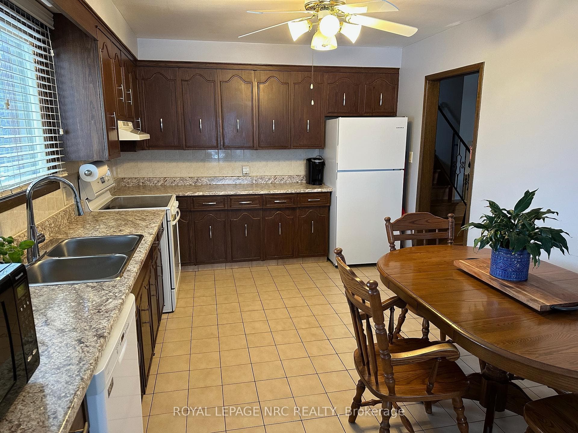10 Mcdonagh Crescent photo 7
