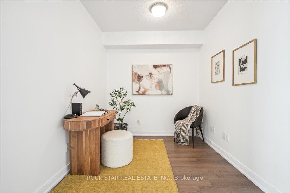 20 Thomas Riley Road Unit 1510 photo 8