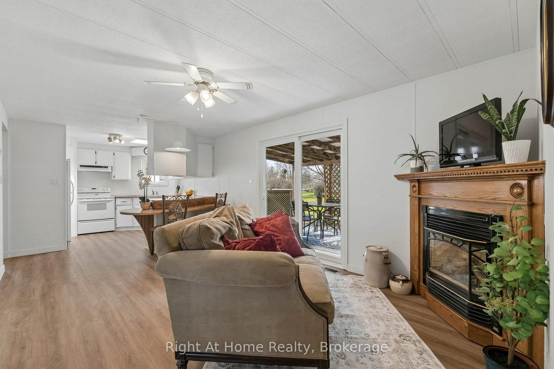 6 Emery Court photo 16