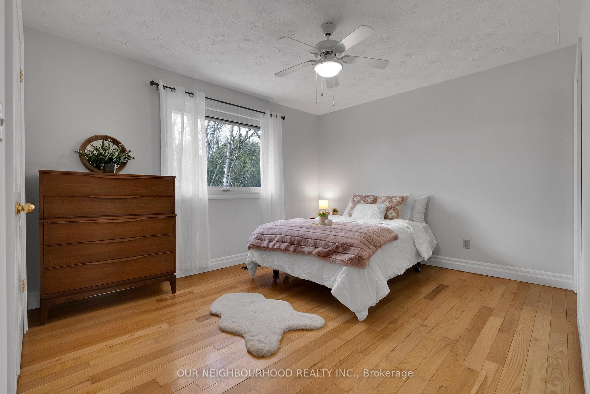 4582 Walsh Road photo 23