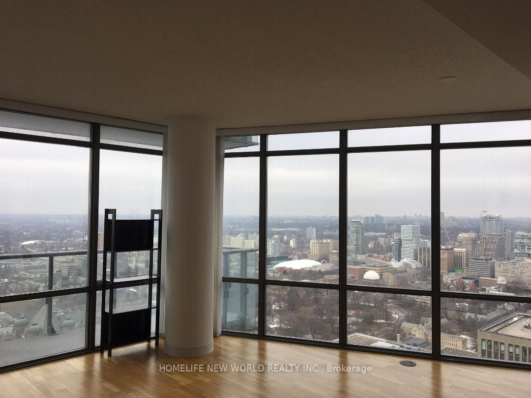 832 Bay Street Unit 4303 photo 8