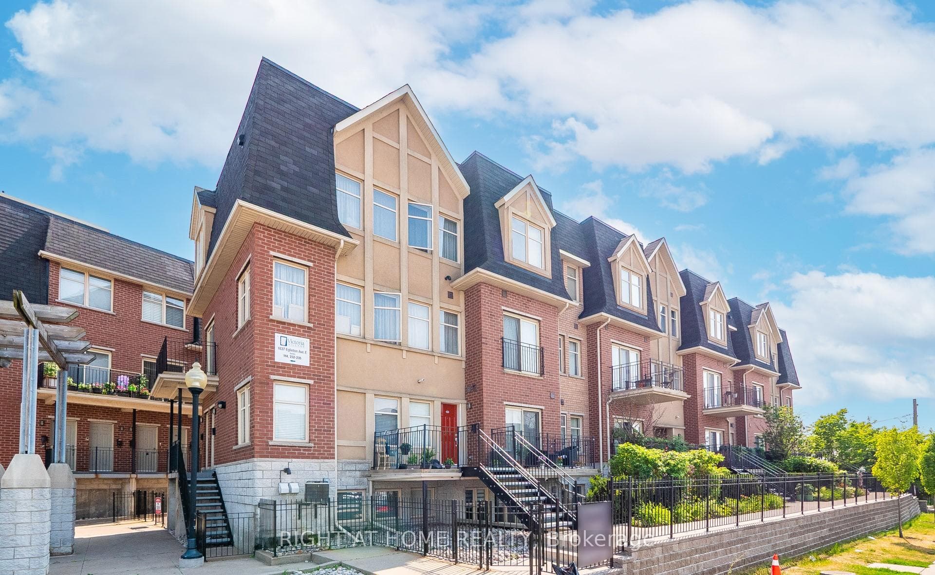 1837 Eglinton Avenue Unit 113 photo 27