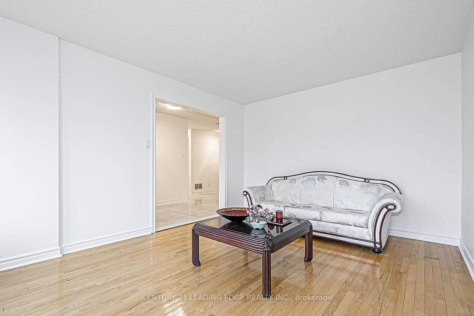 97 SCARBORO Avenue photo 10