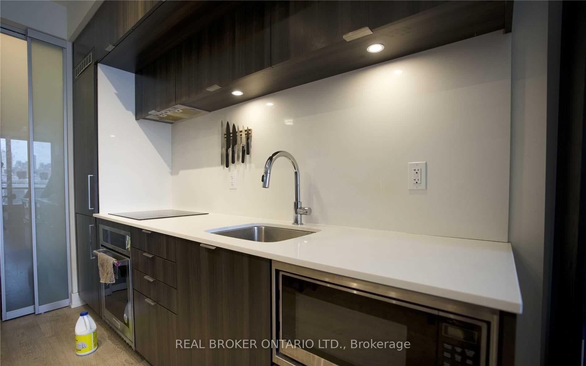 80 Vanauley Street Unit 510 photo 9