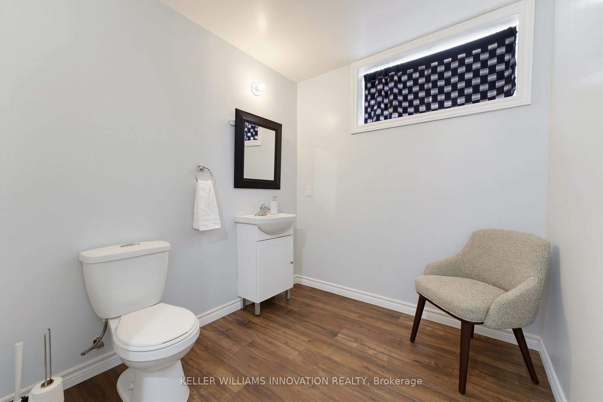 200 Krotz Street photo 25