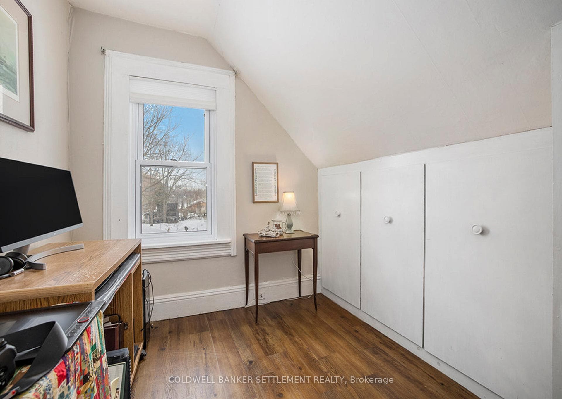 205 LEWIS Street photo 29