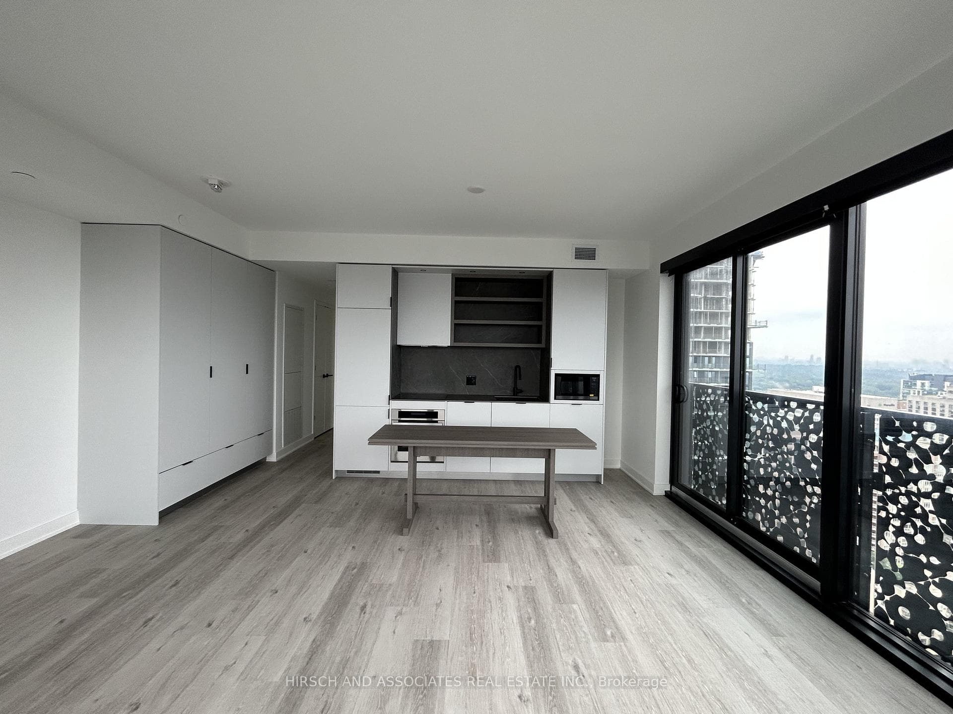 55 Charles Street Unit 3303 photo 2